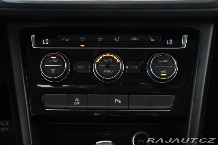 Volkswagen Touran 2,0 TDi 110kW DSG 7míst Z 2021