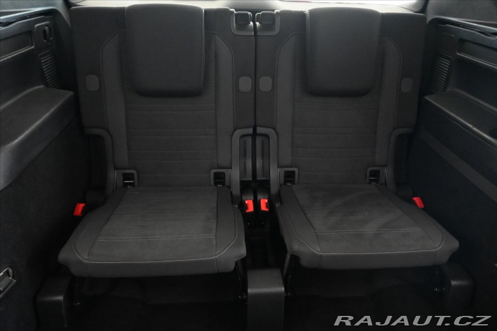 Volkswagen Touran 2,0 TDi 110kW DSG 7míst Z 2021