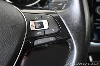 Volkswagen Touran 2,0 TDi 110kW DSG 7míst Z 2021