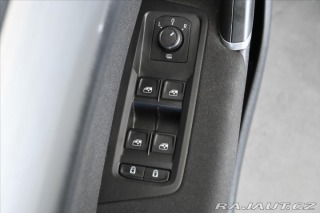 Volkswagen Touran 2,0 TDi 110kW DSG 7míst Z 2021