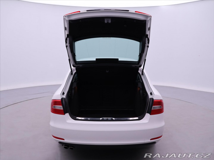 Škoda Superb 2,0 TDI 103kW CZ Xenon 2014