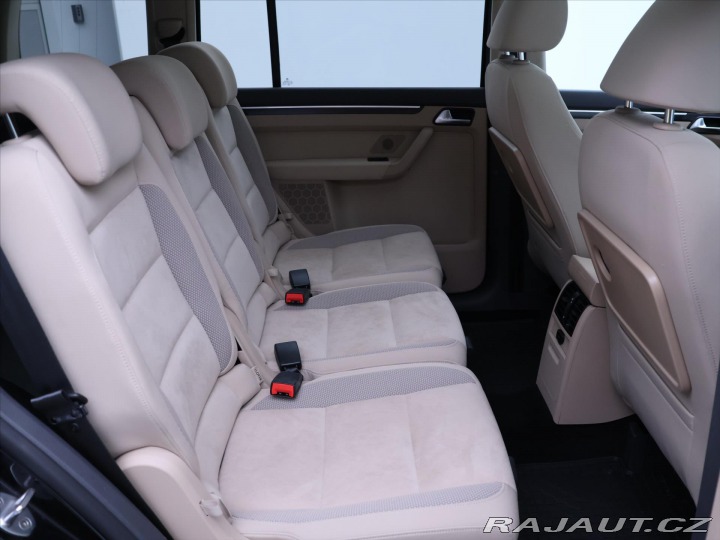 Volkswagen Touran 1,4 TSI 103kW Navi Xenon 2011