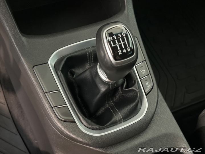 Hyundai i30 1,6 CRDi TRIKOLOR COMFORT 2020
