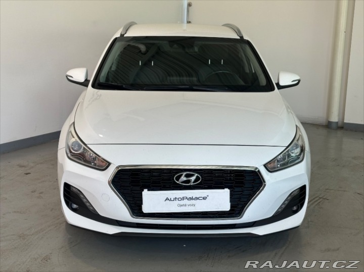 Hyundai i30 1,6 CRDi TRIKOLOR COMFORT 2020