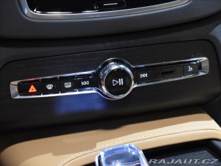 Volvo XC90 2,0 B5 AWD diesel Plus Br 2024