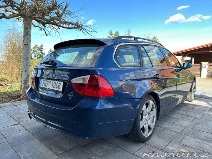 BMW 3 2,5 325i E91 manuál 2006