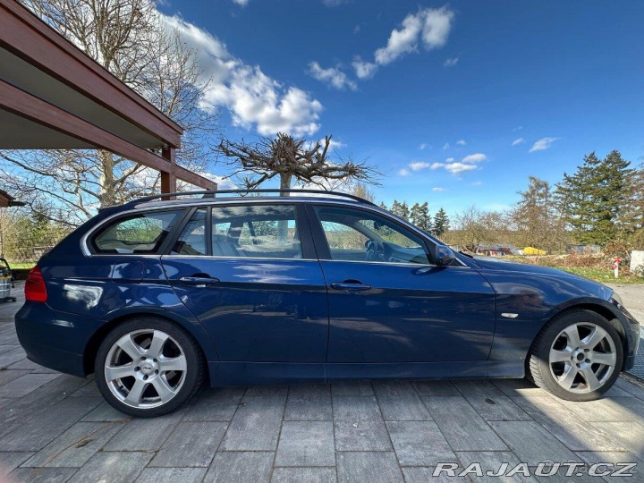BMW 3 2,5 325i E91 manuál 2006