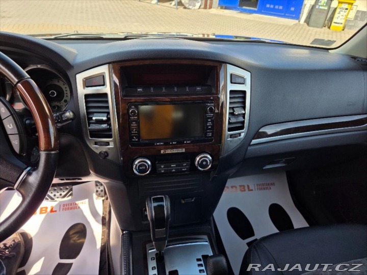 Mitsubishi Pajero 3,2 montero 4x4 2018