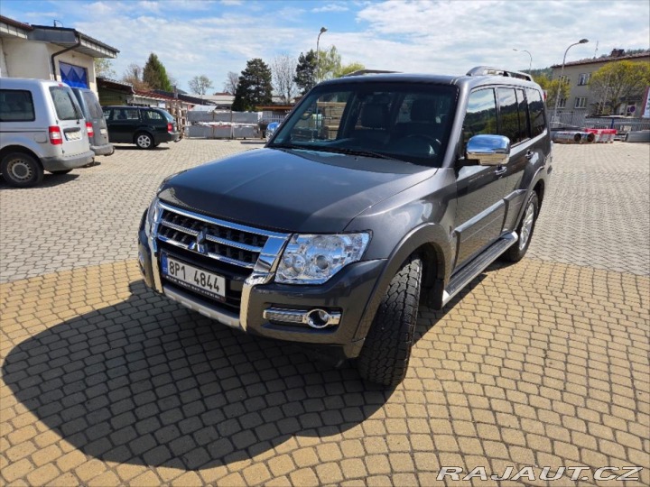 Mitsubishi Pajero 3,2 montero 4x4 2018