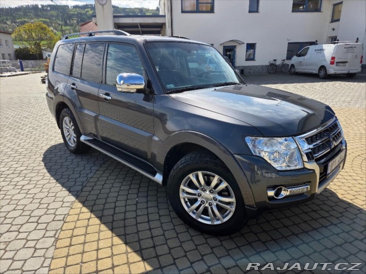 Mitsubishi Pajero 3,2 montero 4x4 2018