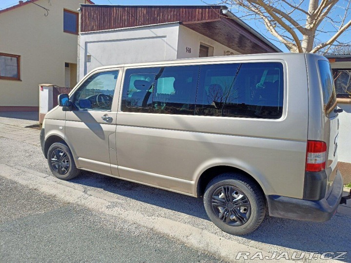 Volkswagen Transporter 2,5 T5 2006
