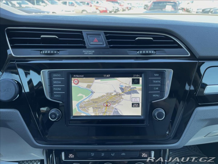 Volkswagen Touran 2,0 TDI 140kW DSG R-Line* 2017