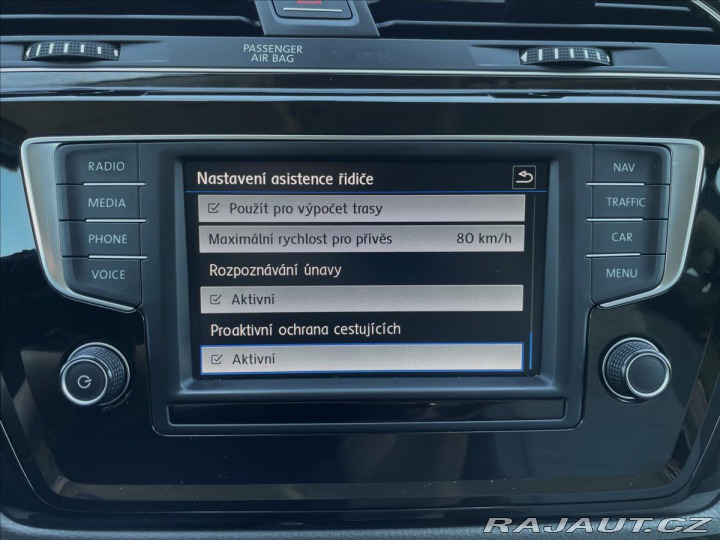 Volkswagen Touran 2,0 TDI 140kW DSG R-Line* 2017