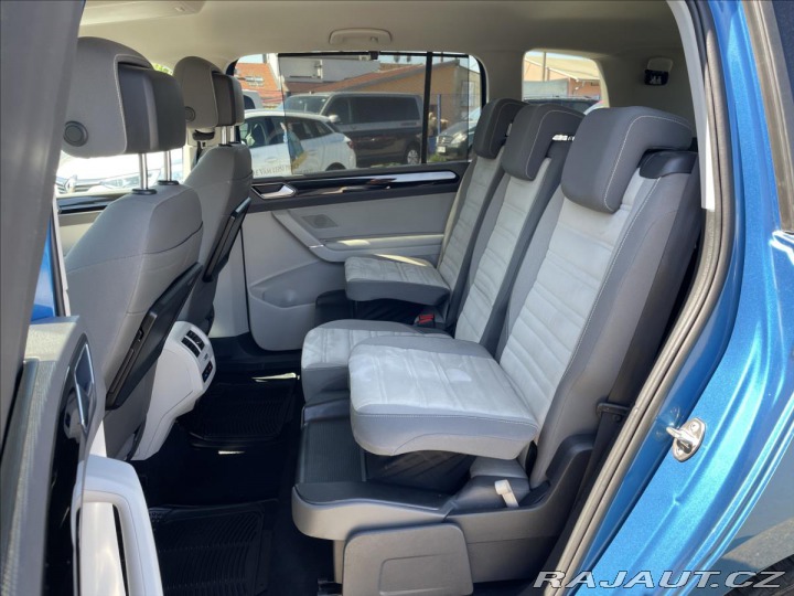 Volkswagen Touran 2,0 TDI 140kW DSG R-Line* 2017