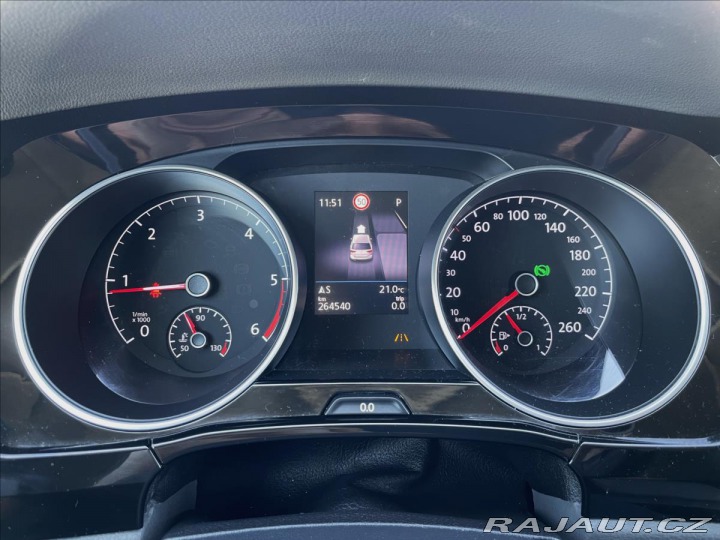 Volkswagen Touran 2,0 TDI 140kW DSG R-Line* 2017