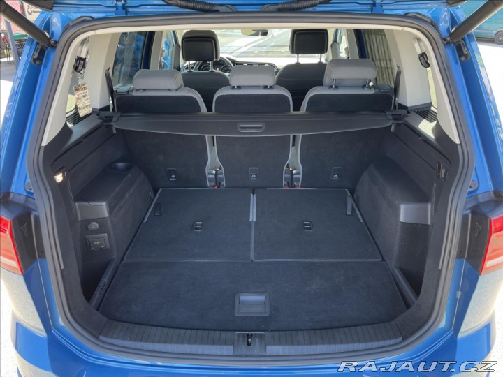 Volkswagen Touran 2,0 TDI 140kW DSG R-Line* 2017