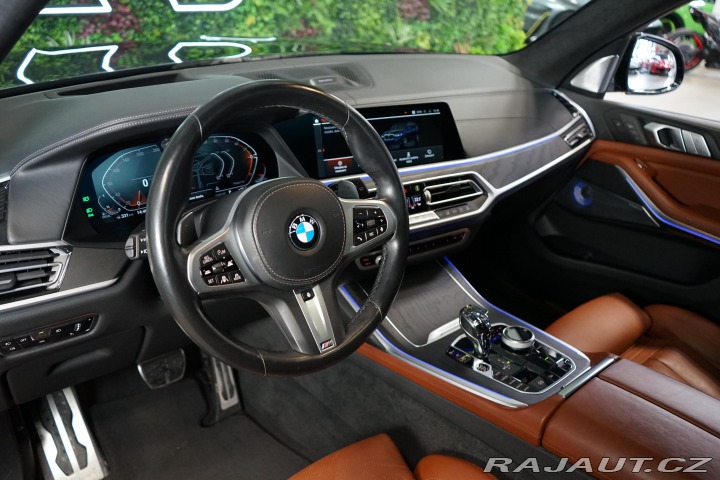 BMW X7 40d xDrive B&W Masáž 2021