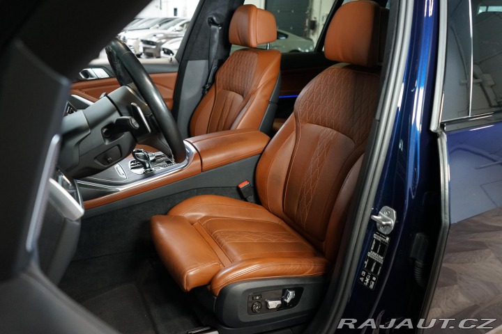 BMW X7 40d xDrive B&W Masáž 2021