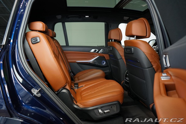 BMW X7 40d xDrive B&W Masáž 2021