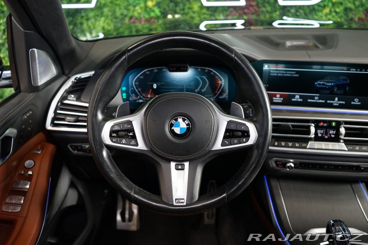 BMW X7 40d xDrive B&W Masáž 2021