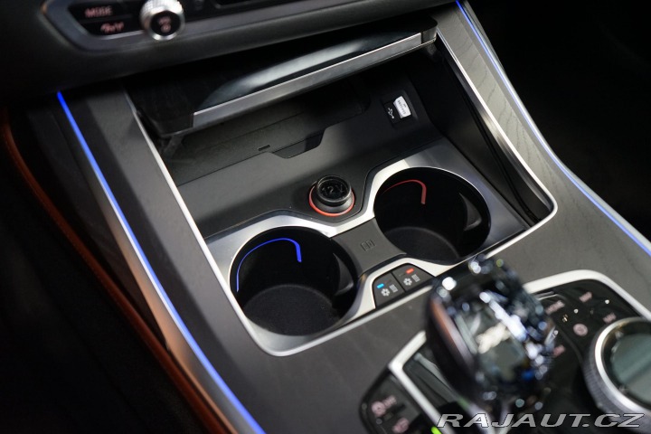 BMW X7 40d xDrive B&W Masáž 2021