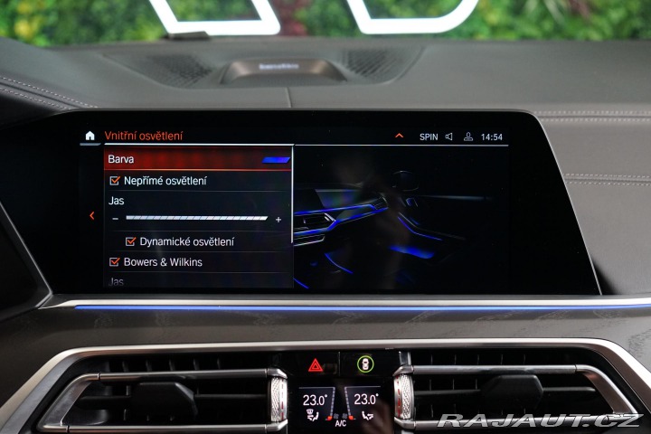 BMW X7 40d xDrive B&W Masáž 2021