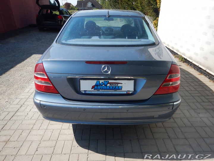Mercedes-Benz E E 240, AUTOMAT, DIGIKLIMA 2002