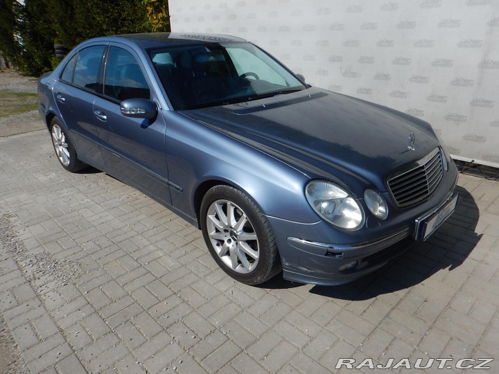 Mercedes-Benz E E 240, AUTOMAT, DIGIKLIMA 2002
