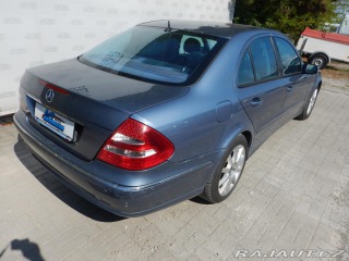 Mercedes-Benz E E 240, AUTOMAT, DIGIKLIMA 2002