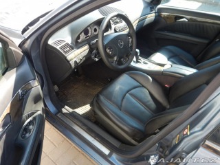 Mercedes-Benz E E 240, AUTOMAT, DIGIKLIMA 2002