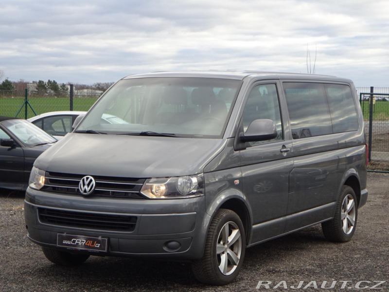Volkswagen Caravelle 2.0TDI 9 MÍST