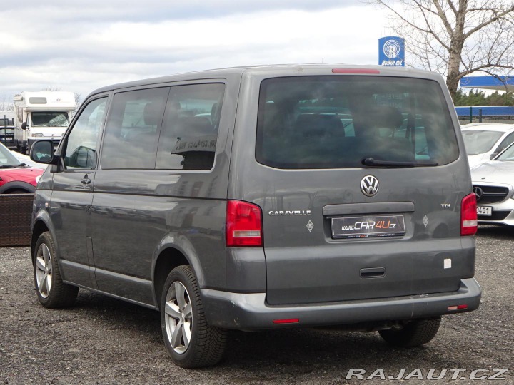 Volkswagen Caravelle 2.0TDI 9 MÍST 2010