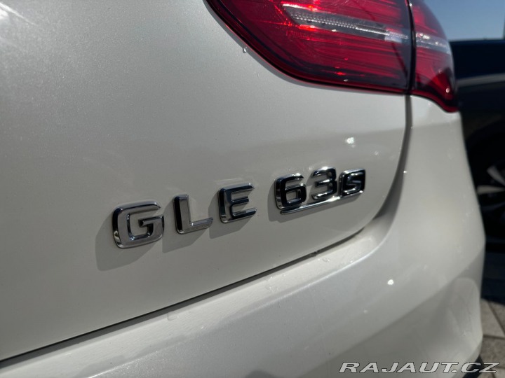 Mercedes-Benz GLE 8V Biturbo 2015