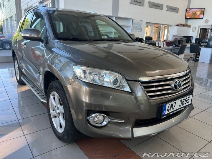 Toyota RAV4 2.2 D-4D 4x4 2011