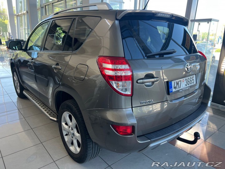 Toyota RAV4 2.2 D-4D 4x4 2011