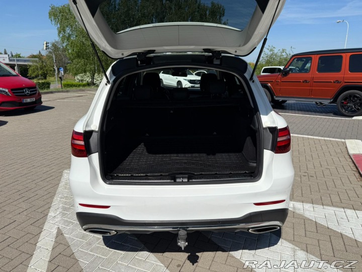 Mercedes-Benz GLC 250 4MATIC REZERVACE 2018