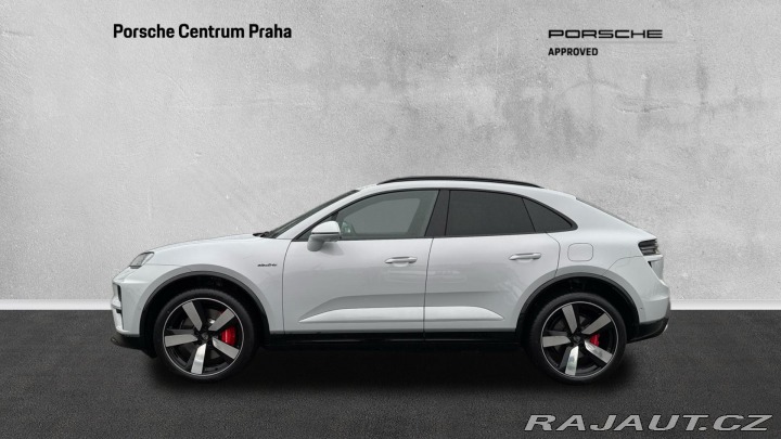Porsche Macan Turbo 2024