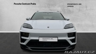 Porsche Macan Turbo 2024