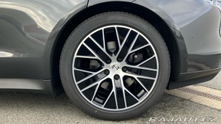 Porsche Taycan  2025