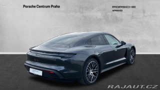 Porsche Taycan  2025
