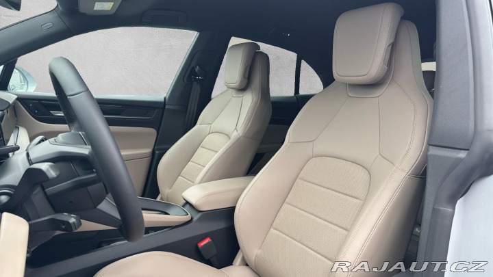 Porsche Macan 2025