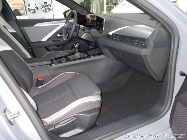 Opel Astra Edition ST 1.2 TURBO (96k 2025