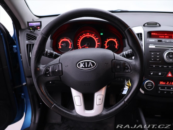 Kia Ceed 2,0 CRDi Exclusive CZ 2010