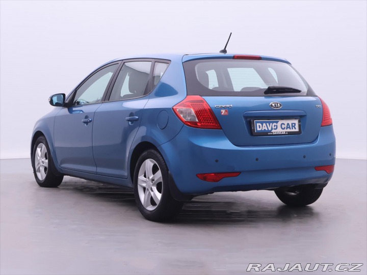 Kia Ceed 2,0 CRDi Exclusive CZ 2010