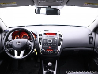 Kia Ceed 2,0 CRDi Exclusive CZ 2010