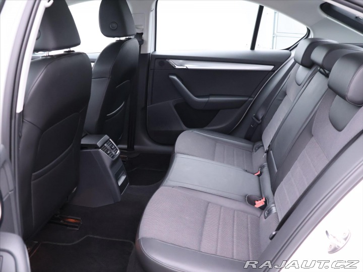 Škoda Octavia 1,4 TSI 103kW Elegance Xe 2013