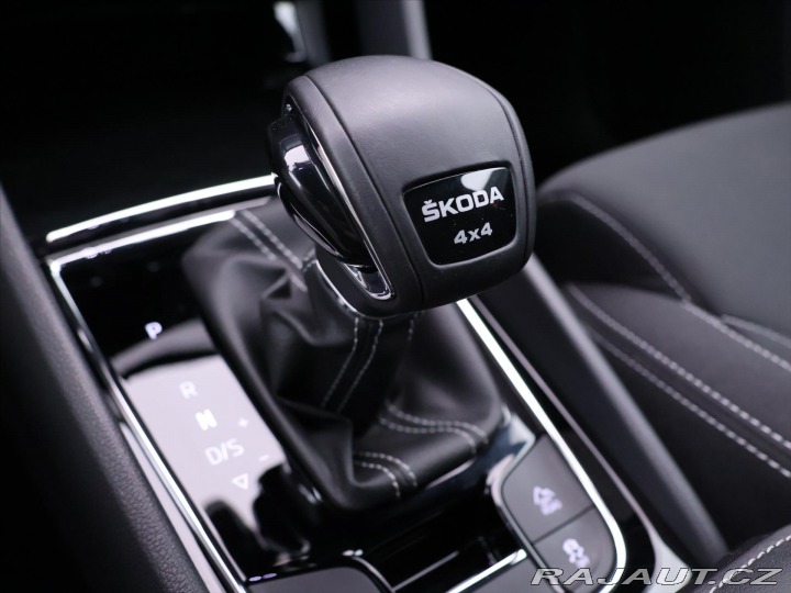 Škoda Karoq 2,0 TDI 110kW DSG Sportli 2024