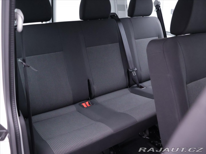 Volkswagen Transporter 2,0 TDI 110kW DR 9-Míst C 2024