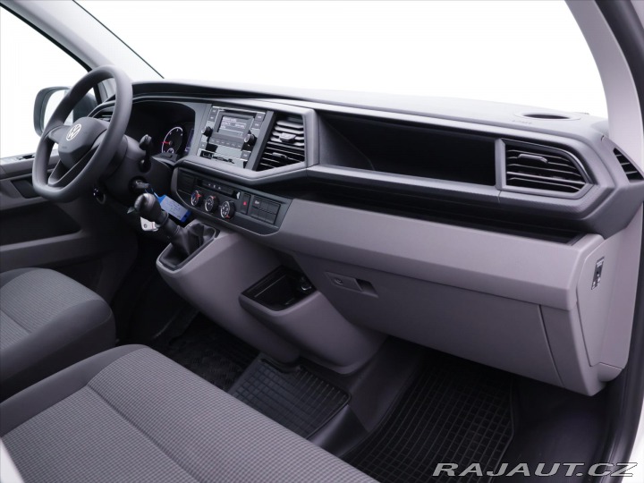 Volkswagen Transporter 2,0 TDI 110kW DR 9-Míst C 2024