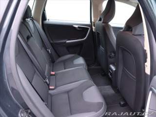 Volvo XC60 2,0 D4 120kW DrivE Moment 2010
